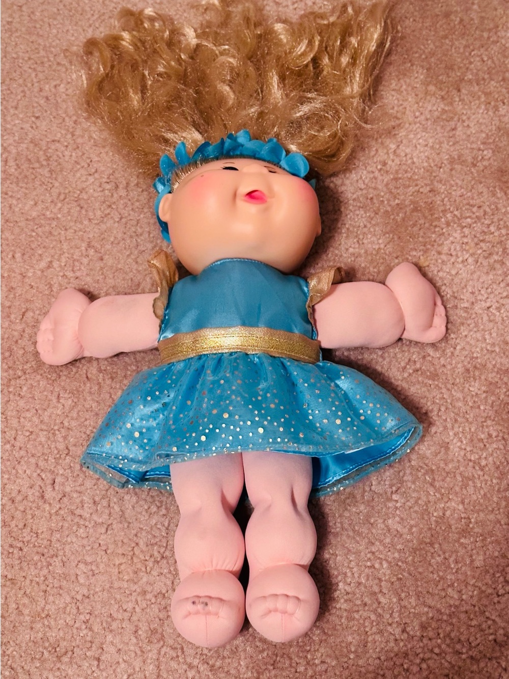 Cabbage Patch Doll - Picture 2 of 4